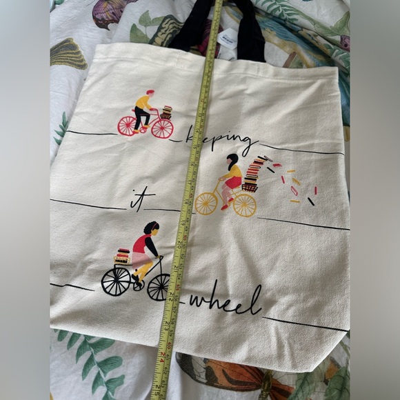 NWT Indigo Keep it Wheel Tote Bag - Picture 3 of 5